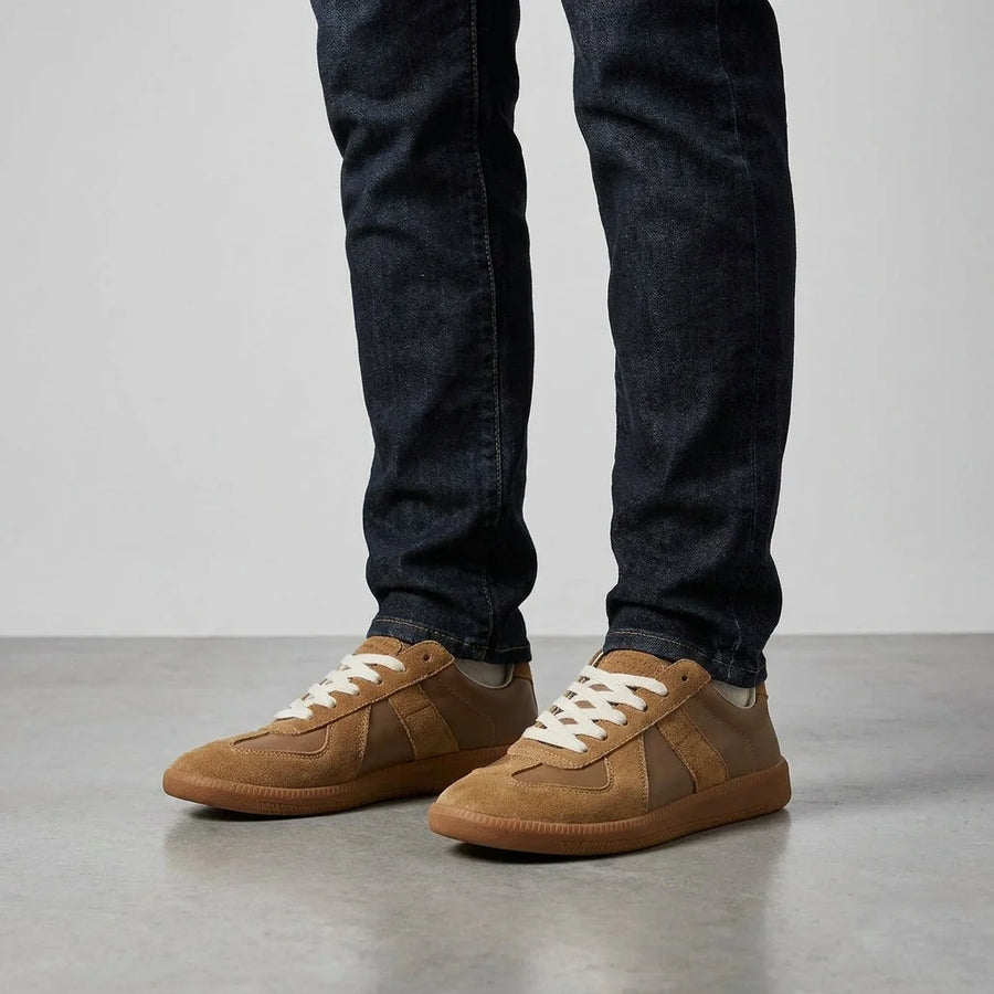 Retro Low Top Sneakers